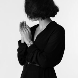 스퀘어 토 스트랩 샌들